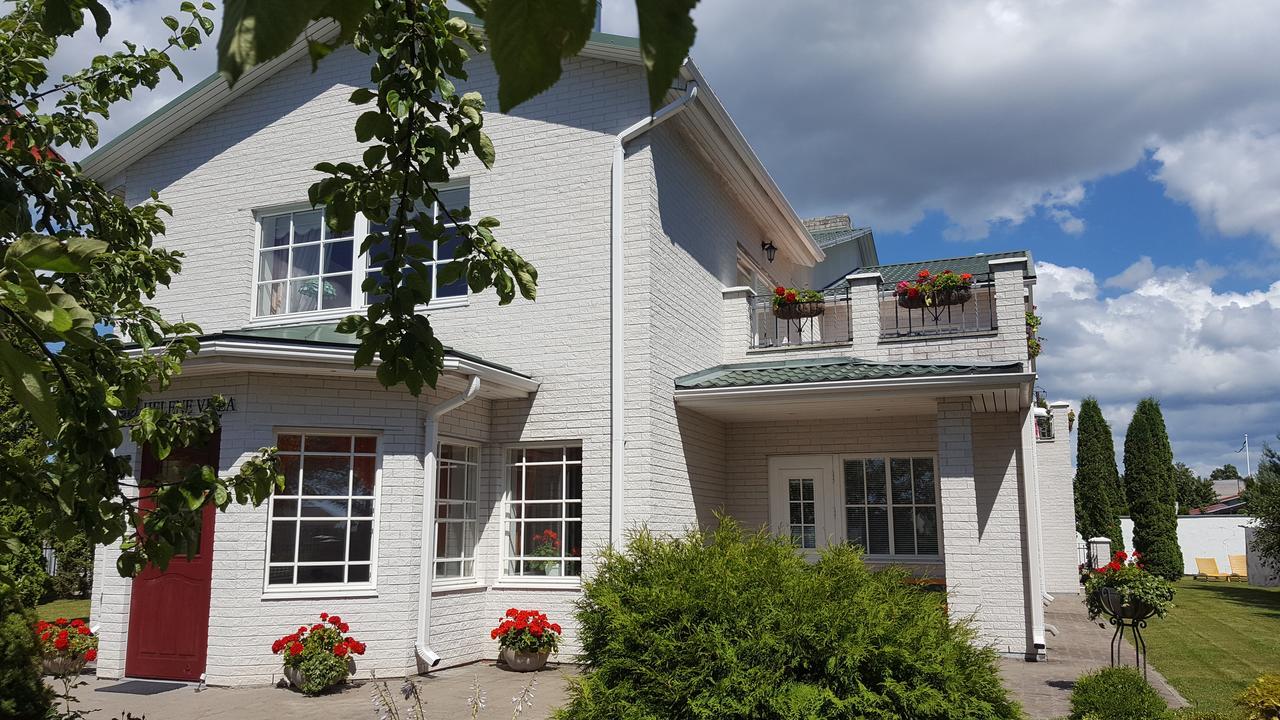 Helene Villa Kuressaare Exterior photo